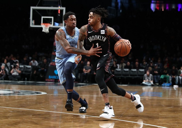  D'Angelo Russell #1 of the Brooklyn Nets drives against the Memphis Grizzliesduring their game at the Barclays Center on November 30, 2018 in New York City.PHOTO/AFP 