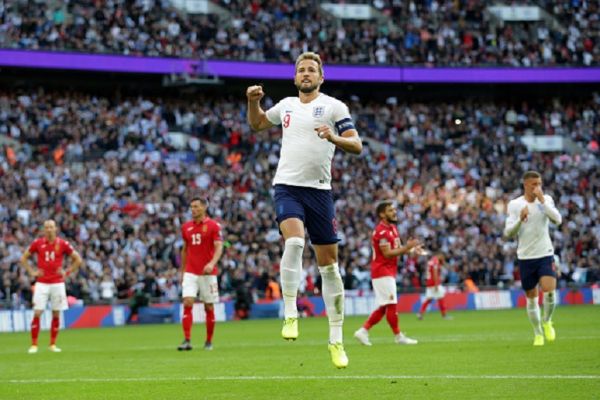  Harry Kane of England celebrates after he scores a goal from the spot and his hat-trick to make it 4-0 during the UEFA Euro 2020 qualifier match between England and Bulgaria at Wembley Stadium on September 07, 2019 in London, England. PHOTO/ GETTY IMAGES