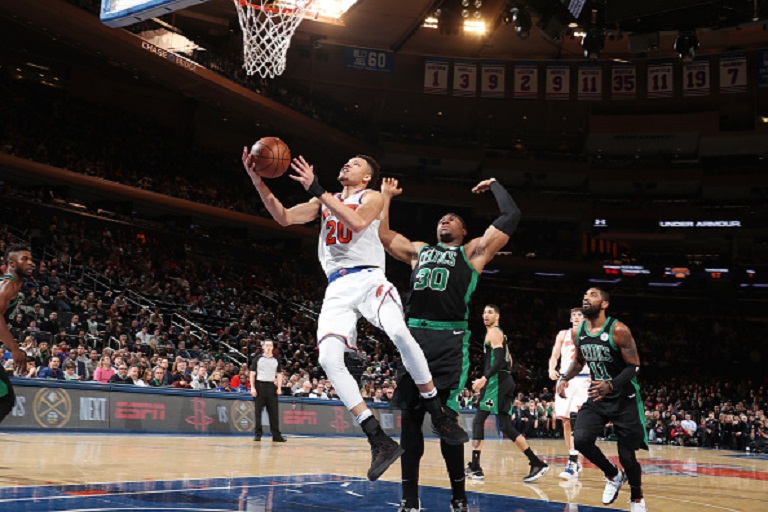 Kevin Knox #20 of the New York Knicks shoots the ball against the Boston Celtics on February 1, 2019 at Madison Square Garden in New York City, New York. PHOTO/GETTY IMAGES