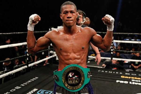  Patrick Day (blue/silver) defeated Kyrone Davis (white/gold) ON MARCH 3, 2018, at the Barclays Center in Brooklyn, NY. PHOTO/ GETTY IMAGES