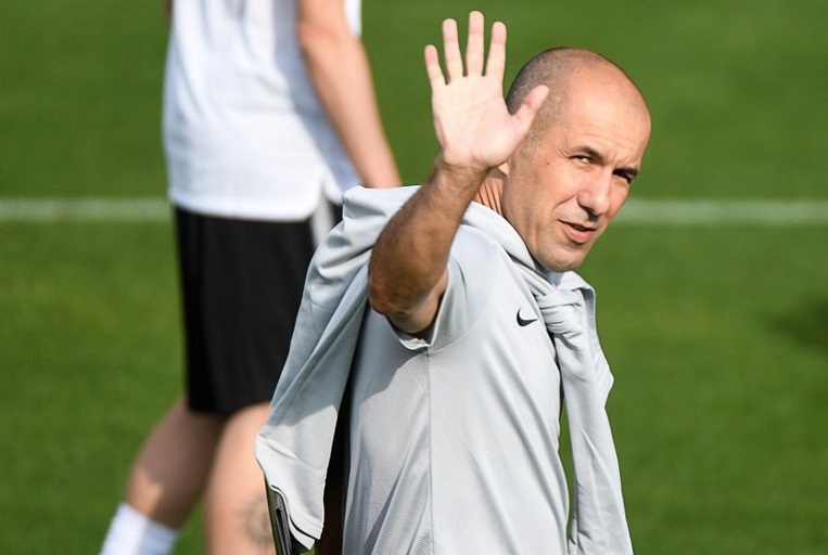 PHOTO CAPTION:Monaco's Portuguese coach Leonardo Jardim gestures as he arrives to lead Monaco's football team training session, at training camp in La Turbie near Monaco, on the eve of the Champions League football match between Monaco and Atletico Madrid. PHOTO/AFP