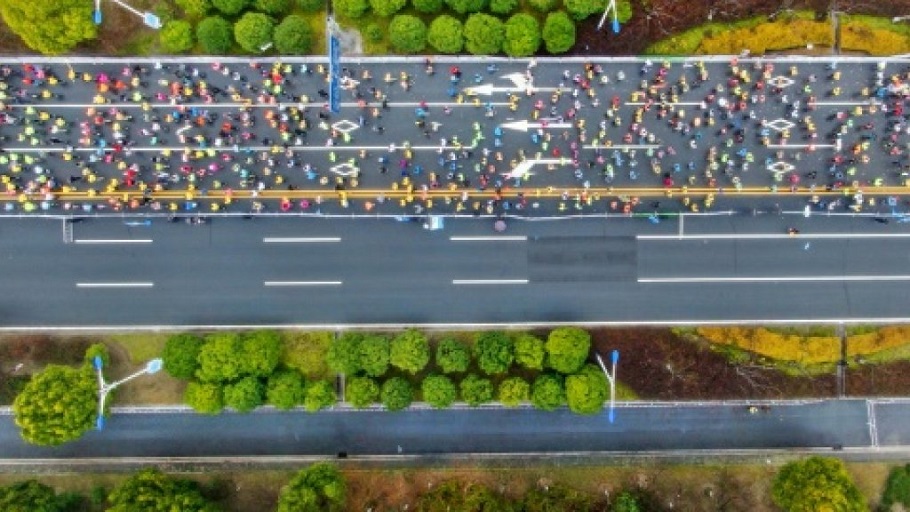 Aerial view of the  Meng was filmed brazenly riding the green-coloured bike in Sunday's Xuzhou International Marathon in the eastern province of Jiangsu. PHOTO/Courtesy