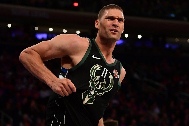 Brook Lopez #11 of the Milwaukee Bucks reacts after fouling during the third quarter of the game against New York Knicks at Madison Square Garden on December 01, 2018 in New York City. PHOTO/AFP