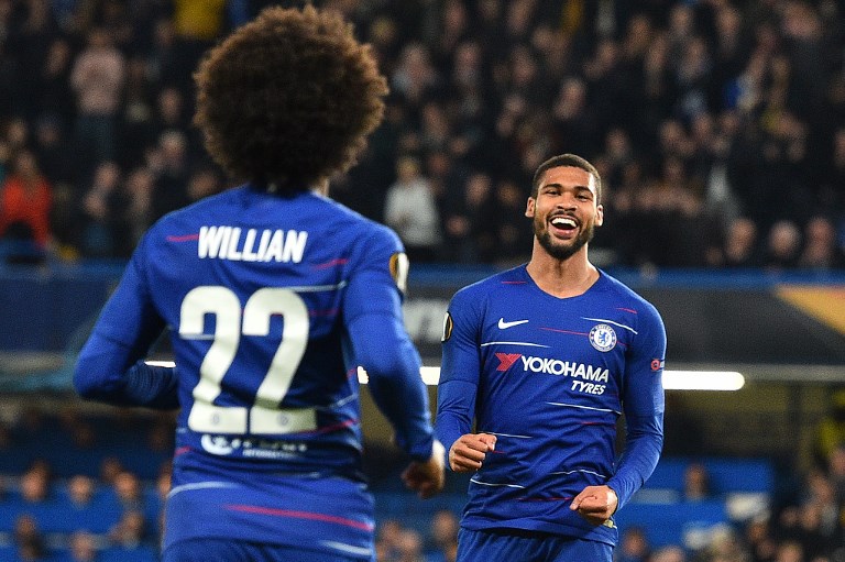 Chelsea's English midfielder Ruben Loftus-Cheek (R) celebrates scoring his team's second goal during the UEFA Europa League Group L football match between Chelsea and Bate Borisov at Stamford Bridge in London on October 25, 2018. PHOTO/AFP