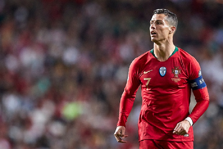 Cristiano Ronaldo of Portugal looks on during the 2020 UEFA European Championships group B qualifying match between Portugal and Serbia at Estadio do Sport Lisboa e Benfica on March 25, 2019 in Lisbon, Portugal. PHOTO/GETTY IMAGES