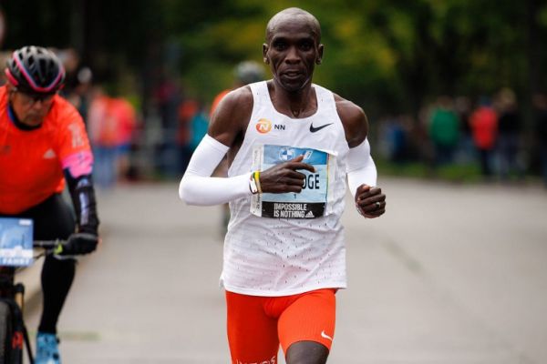 Eliud Kipchoge wins the Berlin Marathon for a record-breaking fifth ...