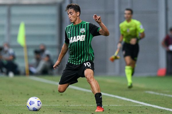 Filip Djuricic of Sassuolo Calcio during the Serie A match between Sassuolo and Cagliari at Mapei Stadium, Reggio Emilia, Italy on 20 September 2020. PHOTO | AFP