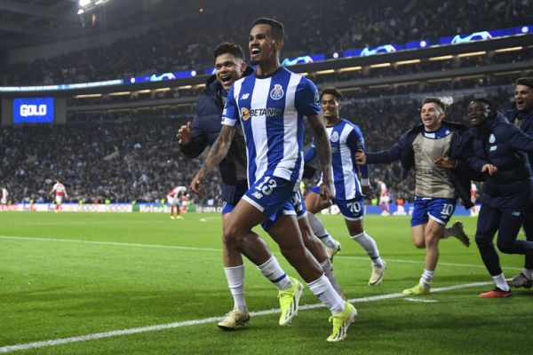 Galeno celebrates after scoring against Arsenal. PHOTO| AFP