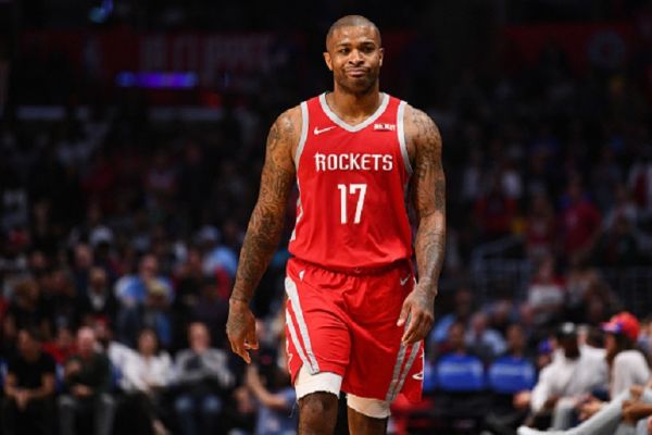 Houston Rockets Forward PJ Tucker (17) looks on after a stop on defense during a NBA game between the Houston Rockets and the Los Angeles Clippers on October 21, 2018 at STAPLES Center in Los Angeles, CA.PHOTO/ GETTY IMAGES