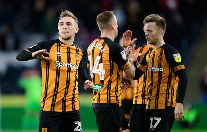 Hull City's Jarrod Bowen, left, celebrates scoring the opening goal during the Sky Bet Championship match between Hull City and Sheffield Wednesday at KCOM Stadium on January 12, 2019 in Hull, England.PHOTO/GETTY IMAGES