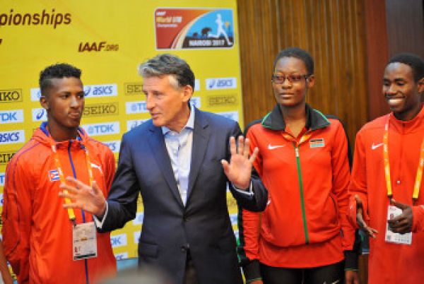 IAAF President, Lord Sebastian Coe speaks to athletes during the 2017 World Under 17 Championships in Nairobi. PHOTO/File