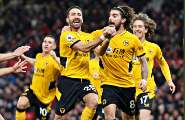 Joao Moutinho celebrates after scoring the winner against Manchester United at Old Trafford. PHOTO | Twitter