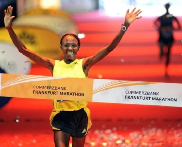 Kenya's Agnes Kiprop wins the women's marathon on October 25, 2009 in Frankfurt/Main, western Germany. PHOTO/ GETTY IMAGES