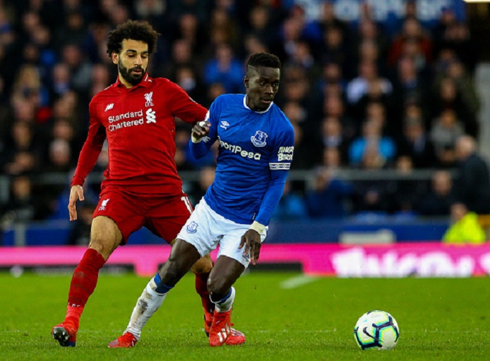 Liverpool's Mohamed Salah vies for possession with Everton's Idrissa Gueye during the Premier League match between Everton FC and Liverpool FC at Goodison Park on March 3, 2019 in Liverpool, United Kingdom. PHOTO/GettyImages