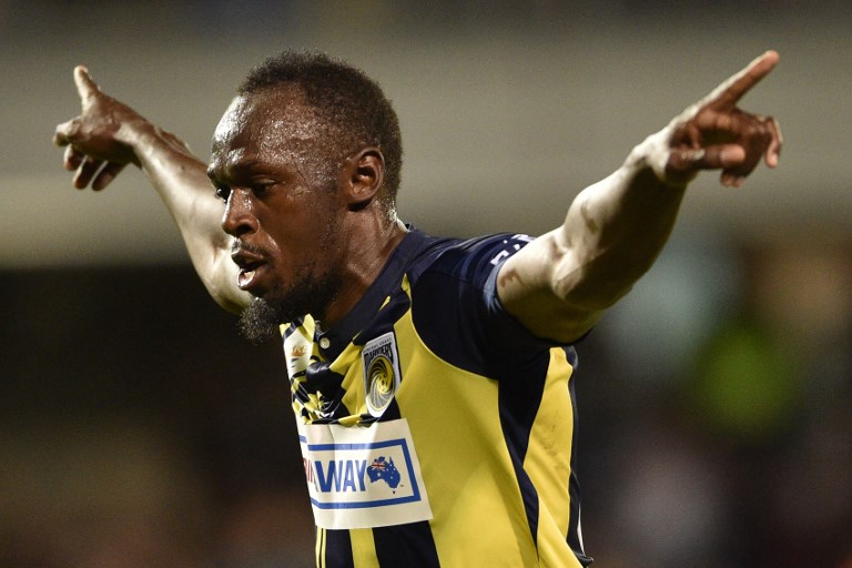 Olympic sprinter Usain Bolt celebrates scoring a goal for A-League football club Central Coast Mariners in his first competitive start for the club against Macarthur South West United in Sydney on October 12, 2018.PHOTO/AFP