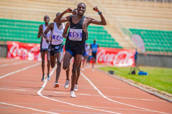 Ostrava One Mile champion Michael Kibet (bib 153) in men’s 5000m contest at the Athletics Kenya’s national trials cum Doha Worlds Qualifiers at Nyayo National Stadium in Nairobi on September 12, 2019. PHOTO:Dancun Sirma