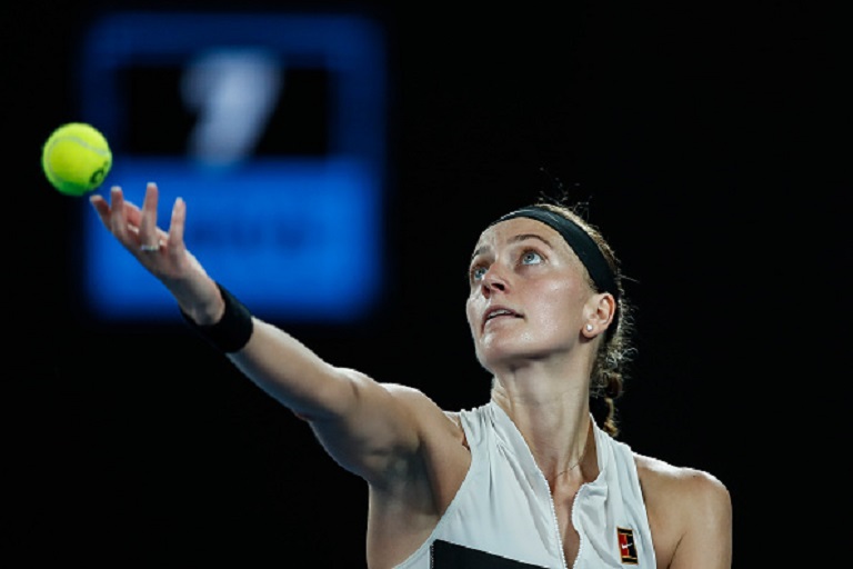 Petra Kvitova of the Czech Republic serves in her Women's Semi Final match against Danielle Collins of the United States during day 11 of the 2019 Australian Open at Melbourne Park on January 24, 2019 in Melbourne, Australia.PHOTO/GETTY IMAGES