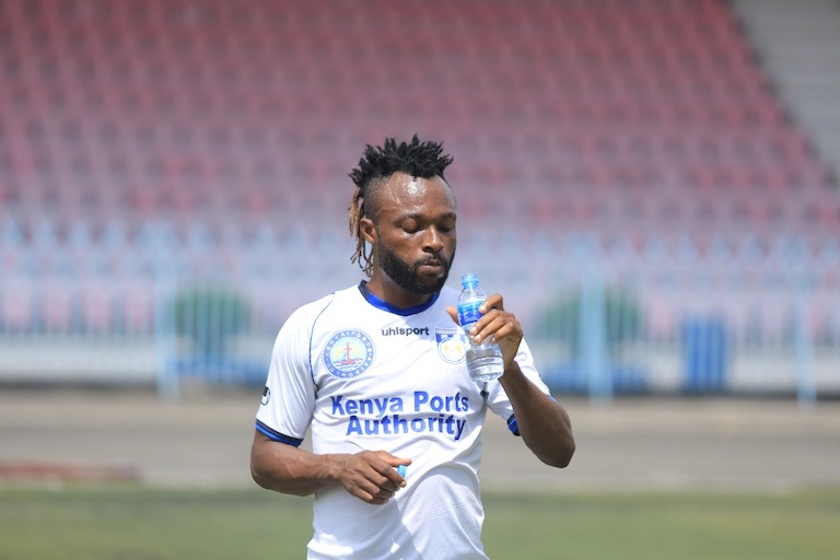 QUENCHING TROPHY THIRST: Bandari FC captain, Felly Mulumba, pictured during their training session on Thursday, January 24, 2018 at Uhuru Stadium, Dar-es-Salaam ahead of their 2019 SportPesa Cup semi final against Simba SC. PHOTO/AFP