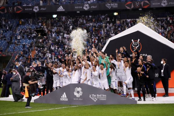 Real Madrid players celebrate after winning the Spanish Super Cup. PHOTO | Twitter