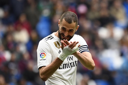Real Madrid's French forward Karim Benzema reacts during the Spanish league football match between Real Madrid CF and SD Eibar at the Santiago Bernabeu stadium in Madrid on April 6, 2019. PHOTO/AFP