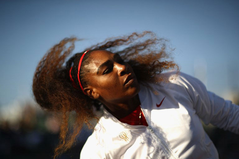 Serena Williams of the United States serves gets ready by her chair before her match against Johanna Konta of Great Britain during Day 2 of the Mubadala Silicon Valley Classic at Spartan Tennis Complex on July 31, 2018 in San Jose, California. PHOTO/AFP