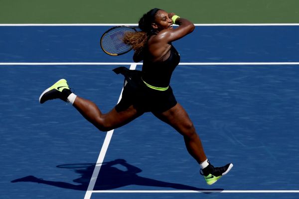 Novak Djokovic Battles Into Round Of 16 Serena Williams Powers