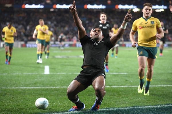 Sevu Reece of the All Blacks celebrates his try during The Rugby Championship and Bledisloe Cup Test match between the New Zealand All Blacks and the Australian Wallabies at Eden Park on August 17, 2019 in Auckland, New Zealand. PHOTO/ GETTY IMAGES