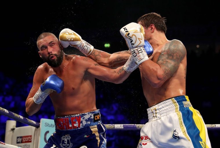 Tony Bellew (left) and Ukrainian Oleksandr Usyk during their WBC, WBA, IBF and WBO cruiserweight title bout in Manchester on Saturday, November 11, 2018. PHOTO/AFP