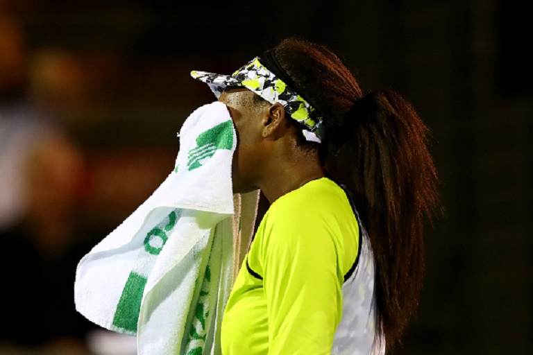 Venus Williams of USA reacts after losing a game during her quarter final match against Bianca Andreescu of Canada on January 04, 2019 in Auckland, New Zealand.PHOTO/GETTY IMAGES