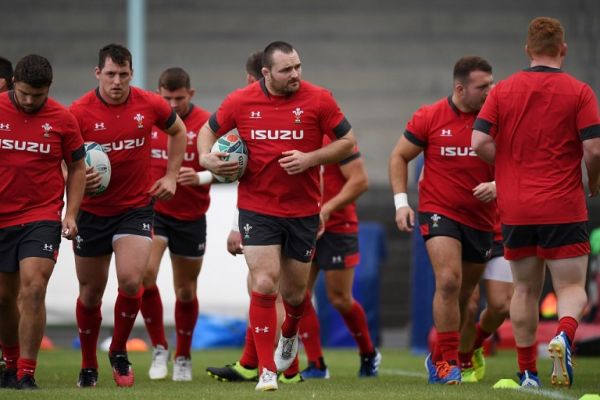 Wales' hooker Ken Owens (C) and teammates attend a training session at Noguchibaru General Sportsground in the Japanese southern city of Beppu on October 15, 2019, during the Japan 2019 Rugby World Cup. PHOTO | AFP