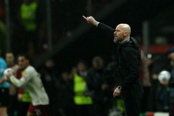 Man Utd embarrassed by Bournemouth as Liverpool go top of Premier League