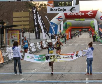 Norah Jeruto, Daniel Simiyu Secure Kenyan Double At Valencia Marathon