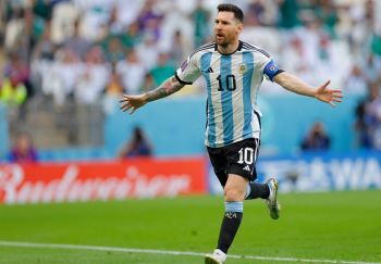 Record-Breaking Lionel Messi Inspires Argentina Win Over Mexico