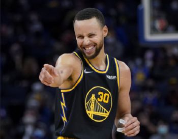 Curry Inches Closer To NBA Record In Warriors Win, Celtics Snap Losing Streak